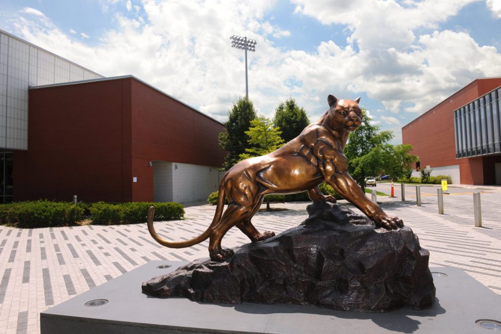 Panther-statue-1440x960
